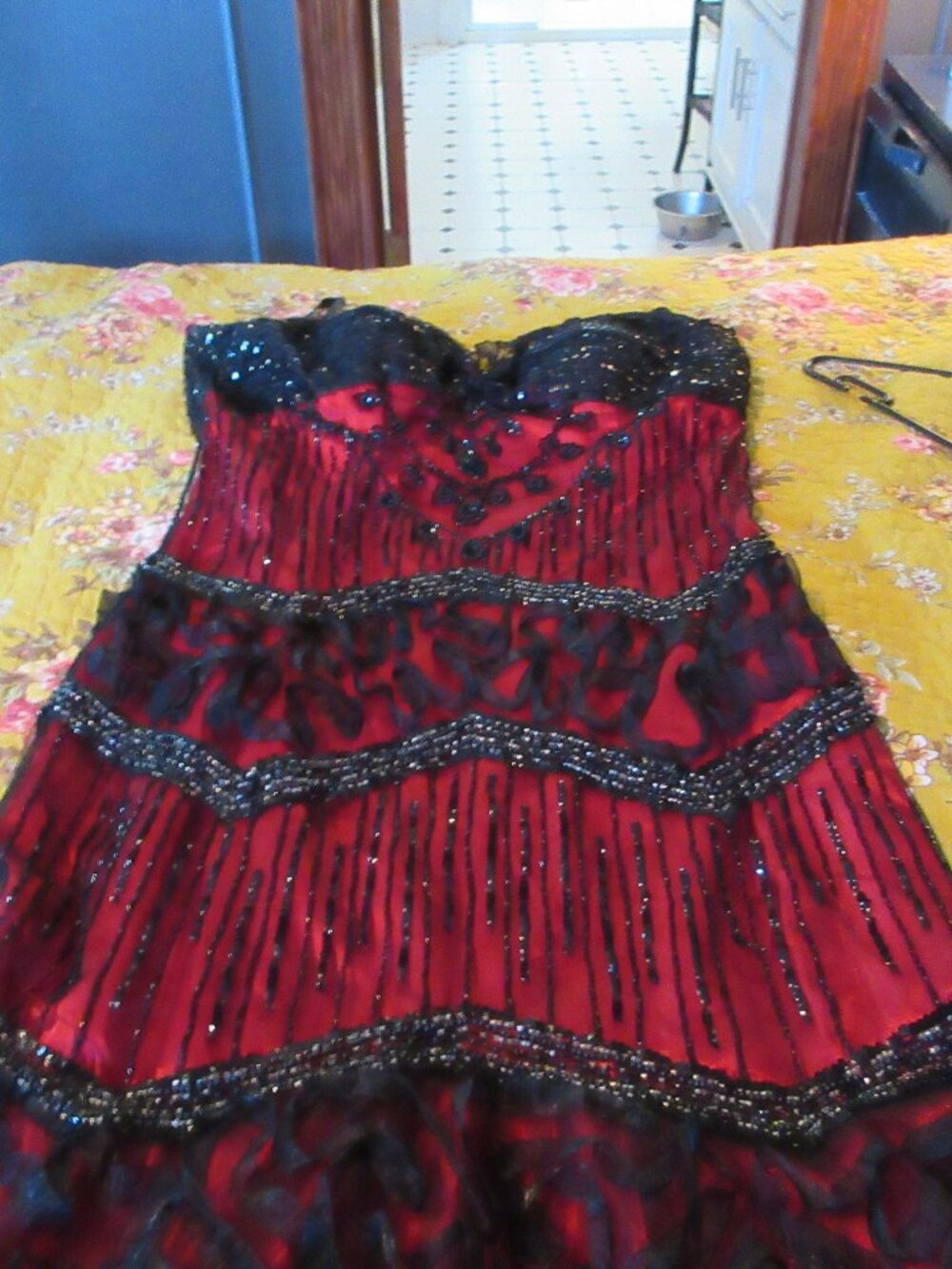 Incredible Black Net Beaded netting over Red  Gown, Rose Titanic dress vibes M - Picture 9 of 9